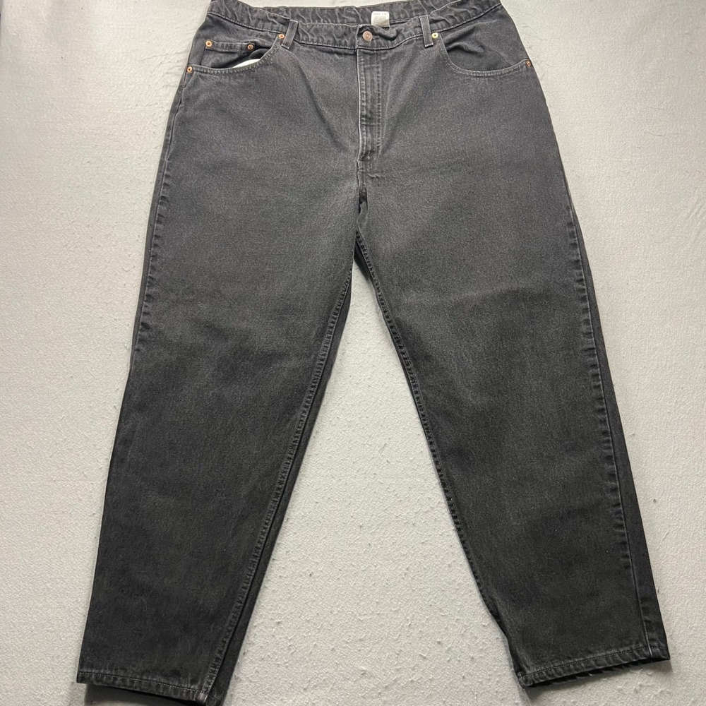 Vintage Levis 560 Loose Fit Tapered Leg Jeans Mens 42x30 Black Denim Made in USA